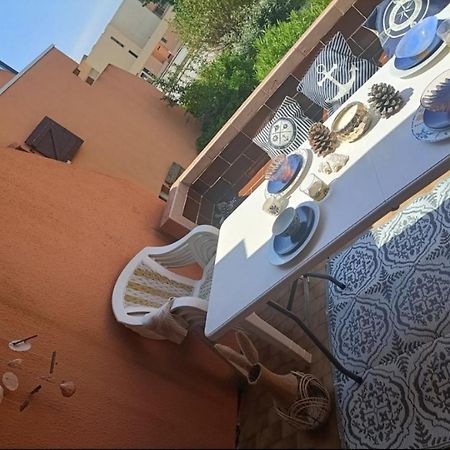 Appartement " Le Grand Bleu " A 3 Min De La Plage La Londe-les-Maures Exterior photo